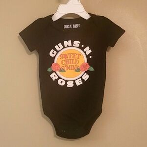 Guns 'N Roses black onesie/bodysuit